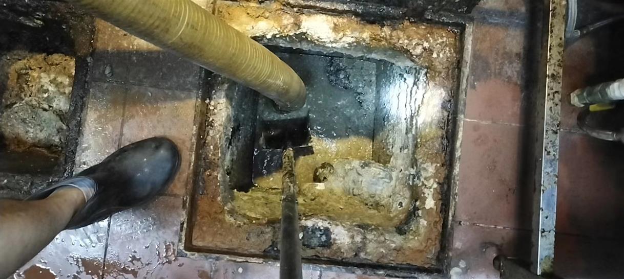 深圳化油池清理-污水池清掏