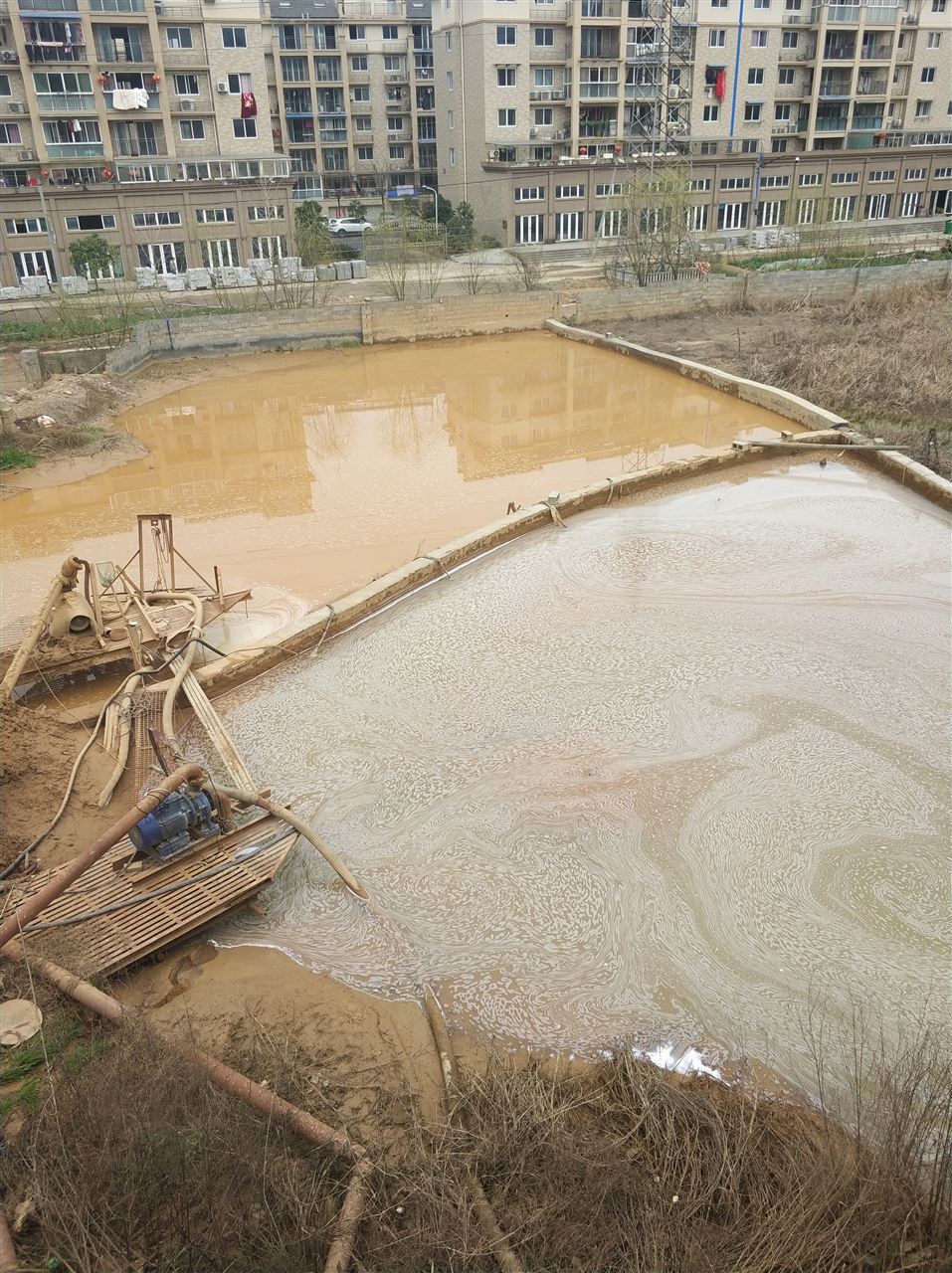 深圳沉淀池淤泥清理-厂区废水池淤泥清淤